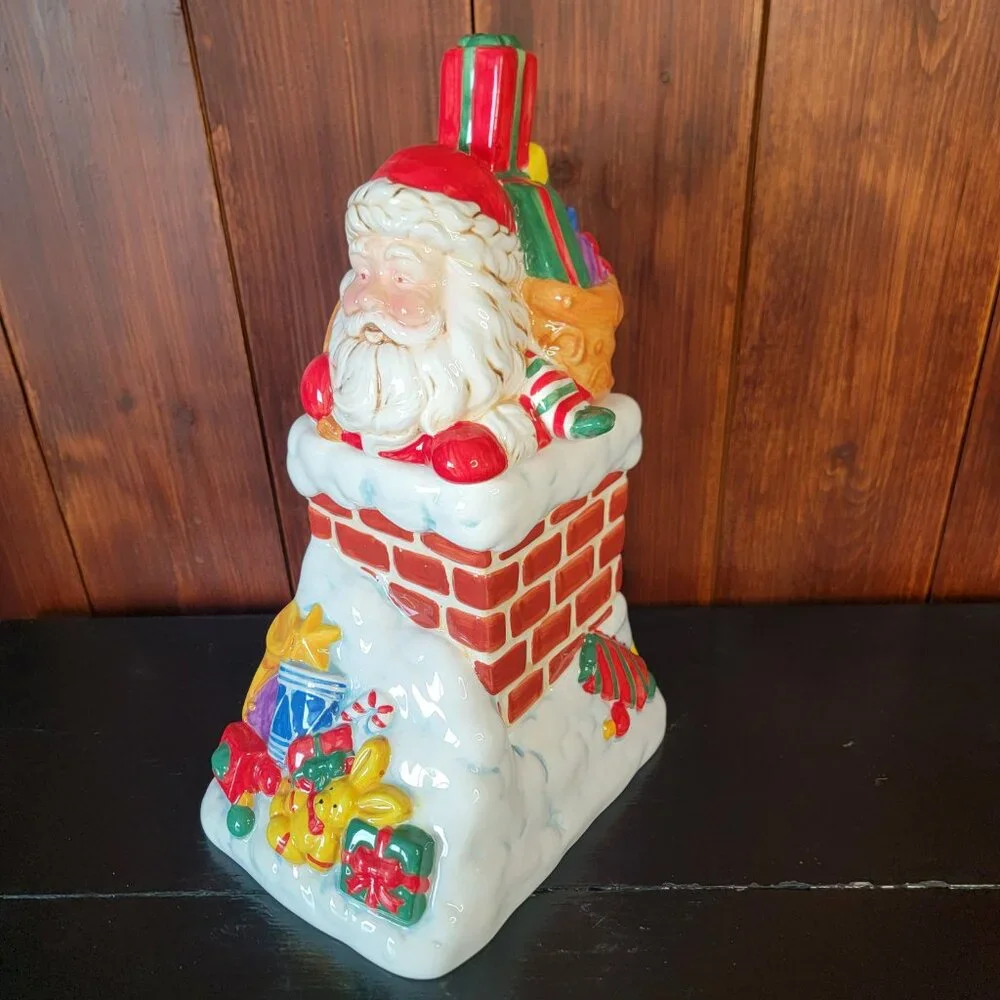 Santa Going Down Chimney Cookie Jar Ceramic Seasonal Kitchen Decor Original Pkg.